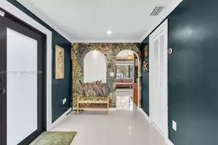 810 NE 149th St, Miami, FL 33161 - Photo 5