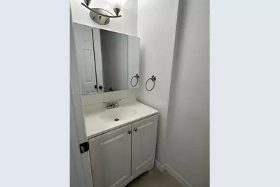 1885 W 56th St #112, Hialeah, FL 33012 - Photo 7