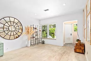 5120 Cherokee Ave, Miami Beach, FL 33140 - Photo 11