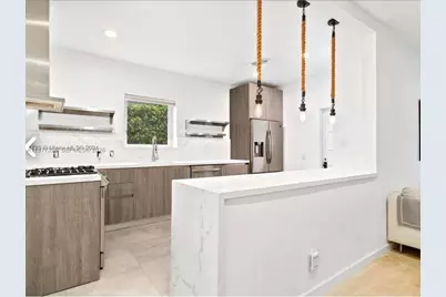 5120 Cherokee Ave, Miami Beach, FL 33140 - Photo 7
