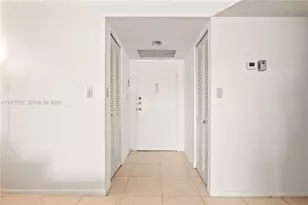 1000 Parkview Dr, Hallandale Beach, FL 33009 - Photo 5