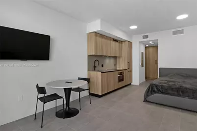 121 NE 5 St #1500, Miami, FL 33132 - Photo 15