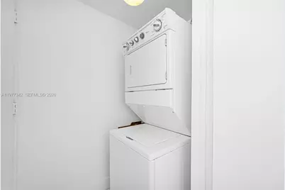 475 Brickell Ave #3113, Miami, FL 33131 - Photo 25