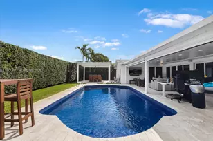 21015 NE 19th Ct, Miami, FL 33179 - Photo 27