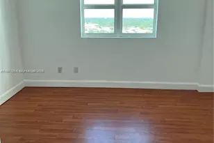 14951 Royal Oaks Ln, North Miami, FL 33181 - Photo 9