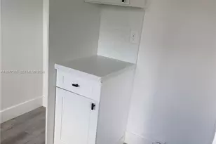 16301 SW 184th St, Miami, FL 33187 - Photo 9