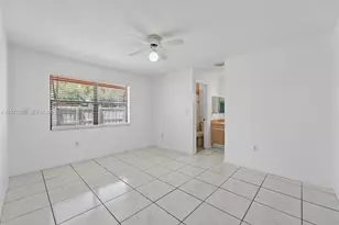 7680 SW 156th Ct, Miami, FL 33193 - Photo 13