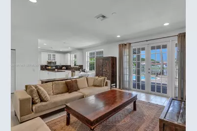 4400 Fox Ridge Dr, Weston, FL 33331 - Photo 15