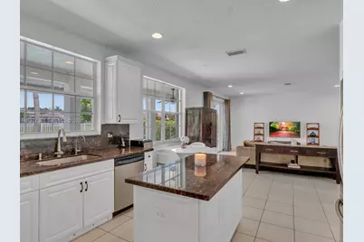 4400 Fox Ridge Dr, Weston, FL 33331 - Photo 17