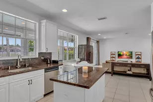 4400 Fox Ridge Dr, Weston, FL 33331 - Photo 17