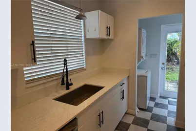 725 Navarre Ave #725, Coral Gables, FL 33134 - Photo 9