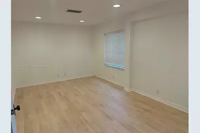 725 Navarre Ave #725, Coral Gables, FL 33134 - Photo 13