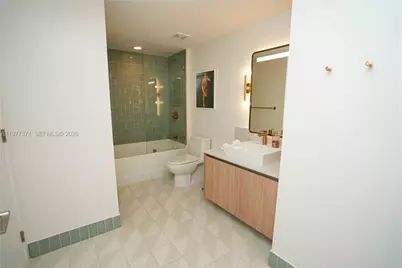 159 NE 6th St #2711, Miami, FL 33132 - Photo 31