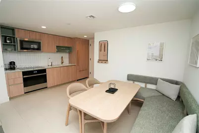 159 NE 6th St #2711, Miami, FL 33132 - Photo 15