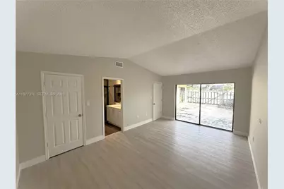 1439 Captains Walk #20-D, Fort Pierce, FL 34950 - Photo 15