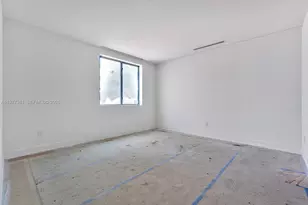 7701 Coquina Dr, North Bay Village, FL 33141 - Photo 7