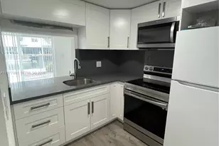 3868 NE 169th St, North Miami Beach, FL 33160 - Photo 3