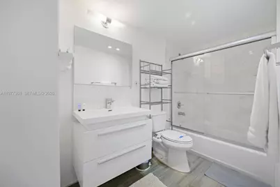 19370 Collins Ave #402, Sunny Isles Beach, FL 33160 - Photo 15