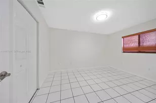 6041 W 24th Ave, Hialeah, FL 33016 - Photo 11