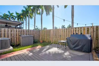 11238 SW 250th Ter, Homestead, FL 33032 - Photo 17