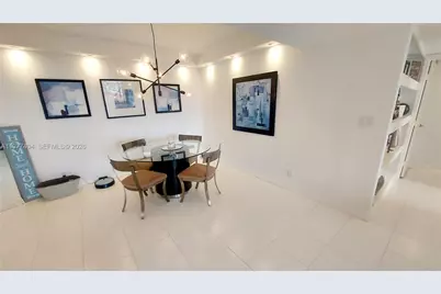 1000 W Island Blvd #508, Aventura, FL 33160 - Photo 17