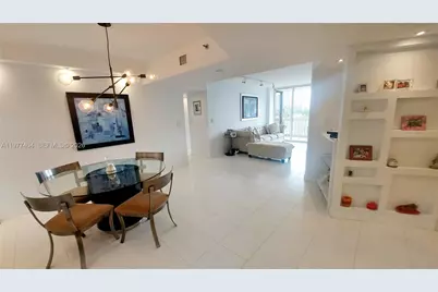 1000 W Island Blvd #508, Aventura, FL 33160 - Photo 9