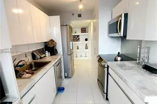 1000 W Island Blvd, Aventura, FL 33160 - Photo 3