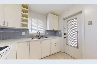 5300 Washington St #D303, Hollywood, FL 33021 - Photo 7