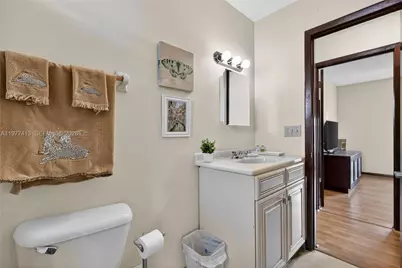 281 NE Greenbrier Ave, Port Saint Lucie, FL 34983 - Photo 15