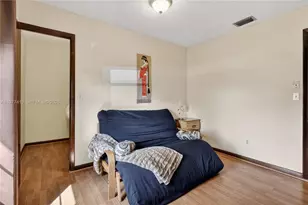 281 NE Greenbrier Ave, Port Saint Lucie, FL 34983 - Photo 11