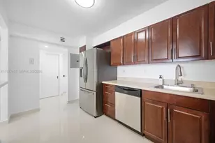 19370 Collins Ave, Sunny Isles Beach, FL 33160 - Photo 11