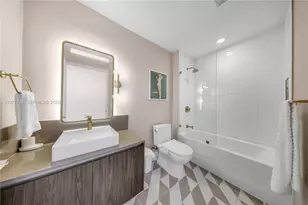 159 NE 6th St, Miami, FL 33132 - Photo 19