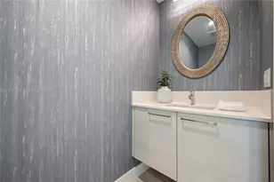 100 E Las Olas Blvd, Fort Lauderdale, FL 33301 - Photo 9