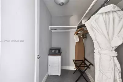 1435 Brickell Ave #3308, Miami, FL 33131 - Photo 19