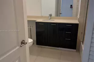 2750 NE 183rd St, Aventura, FL 33160 - Photo 21