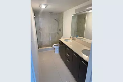 2750 NE 183rd St #1902, Aventura, FL 33160 - Photo 13