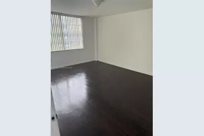 2750 NE 183rd St #1902, Aventura, FL 33160 - Photo 11