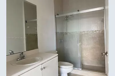 17630 NW 73rd Ave #102-4, Hialeah, FL 33015 - Photo 27