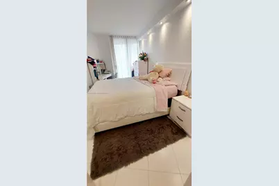 1000 W Island Blvd #508, Aventura, FL 33160 - Photo 13