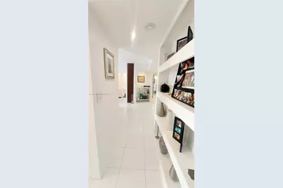 1000 W Island Blvd #508, Aventura, FL 33160 - Photo 7