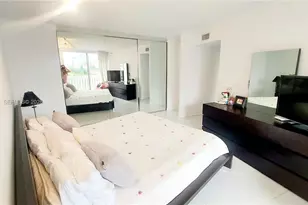1000 W Island Blvd, Aventura, FL 33160 - Photo 21