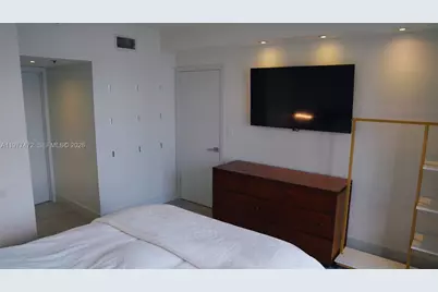 540 Brickell Key Dr #1711, Miami, FL 33131 - Photo 15