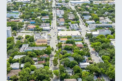 661 NE 61st St, Miami, FL 33137 - Photo 15