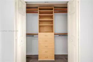 7800 Collins Ave, Miami Beach, FL 33141 - Photo 13