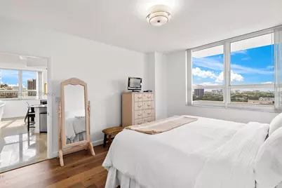 2000 N Bayshore Dr #1502, Miami, FL 33137 - Photo 9