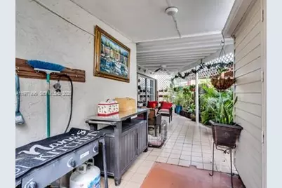 12696 NW 10th Ln, Miami, FL 33182 - Photo 57