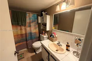 1470 NE 123rd St, North Miami, FL 33161 - Photo 9