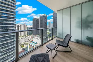 1010 Brickell Ave, Miami, FL 33131 - Photo 7