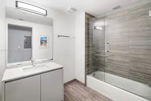 1010 Brickell Ave, Miami, FL 33131 - Photo 19