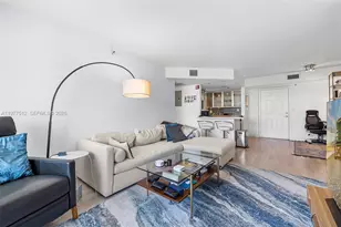 1621 Bay Rd, Miami Beach, FL 33139 - Photo 15